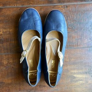 Clarks Ballet Flats